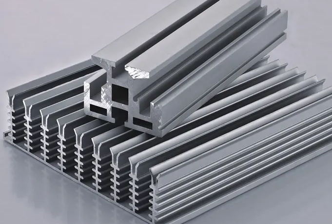 工業(yè)鋁型材的特點與加工方式